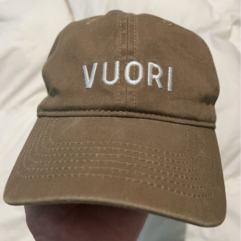 Vuori ball cap 🧢